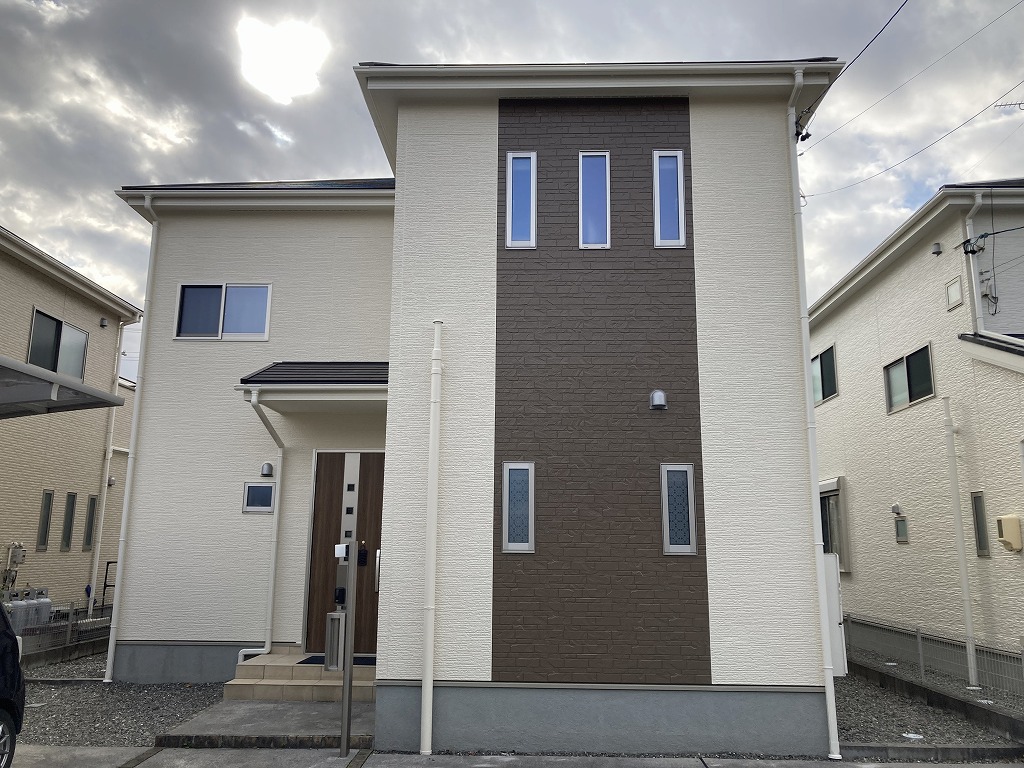 【大垣市　T邸】　外壁塗装-エスケー化研 プレミアムシリコン-　屋根塗装-エスケー化研 ヤネフレッシュ-ベランダ防水