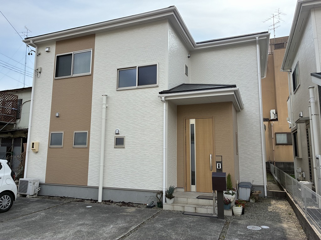 【岐阜市尼ヶ崎町　Ｔ邸】　外壁塗装-エスケー化研 プレミアムシリコン-　屋根塗装-エスケー化研プレミアムルーフ-ベランダ防水